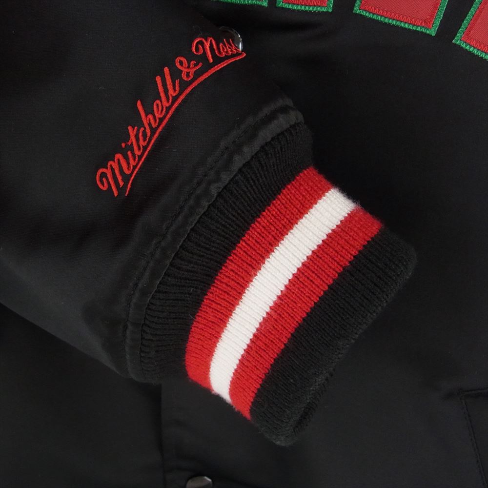 Supreme シュプリーム 21SS × Mitchell & Ness ミッチェル&ネス Satin Varsity Jacket サテン バーシティ ジャケット ロゴ スタジャン ブラック系 M【中古】