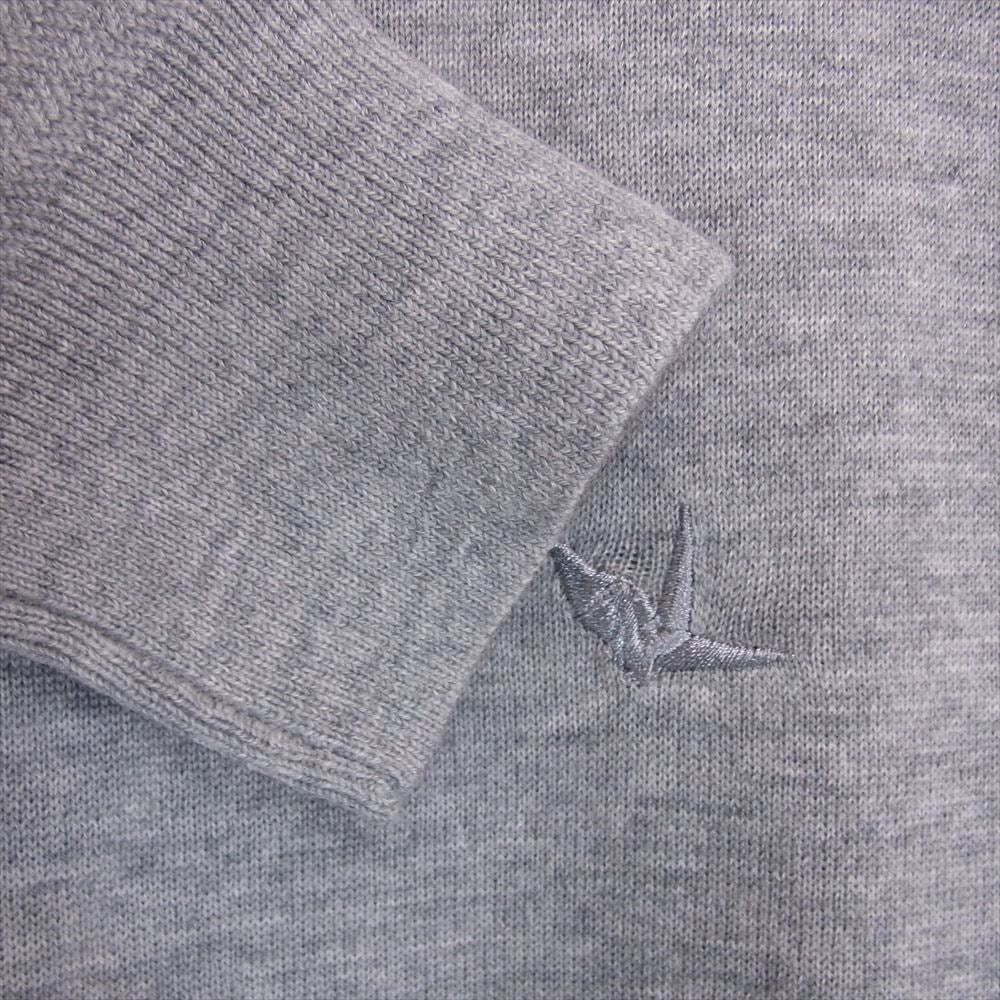 1piu1uguale3 ウノピュウノウグァーレトレ MRK241 WOL134 CREW-NECK クルーネック 折り鶴ロゴ刺繍 ニット セーター グレー系 3【中古】
