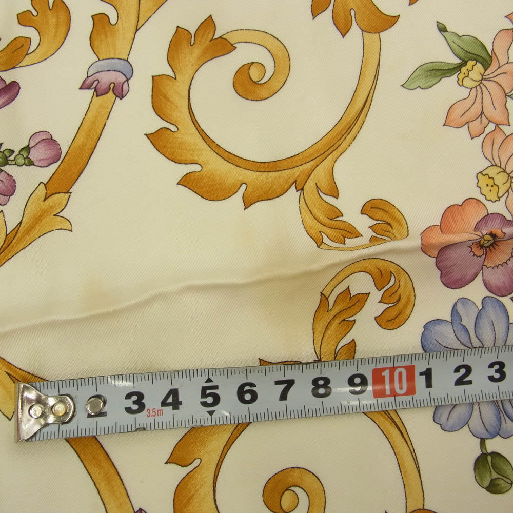 GUCCI グッチ シルク100% 花柄 フラワー 総柄 スカーフ グリーン【中古】