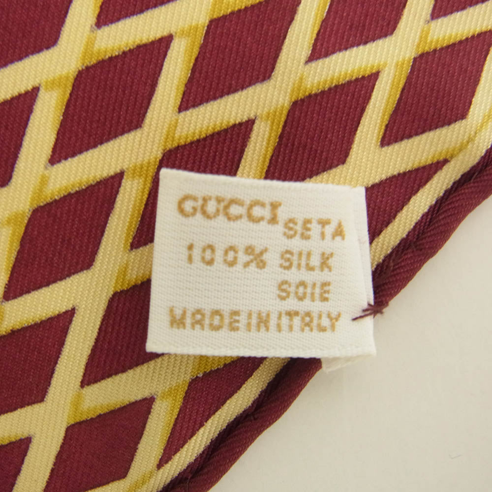 GUCCI グッチ シルク100% 食器 食器柄 スカーフ レッド マルチカラー系【中古】