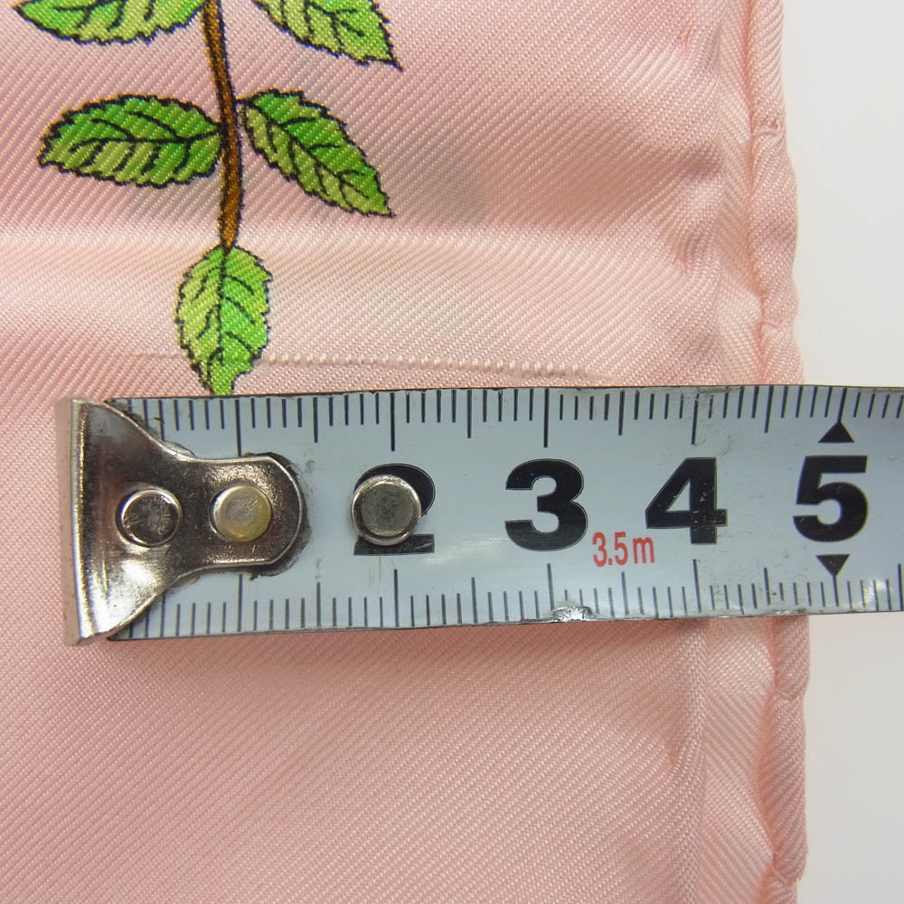 GUCCI グッチ シルク100% 蝶 チョウ フラワー 花柄 スカーフ ピンク ピンク系【中古】