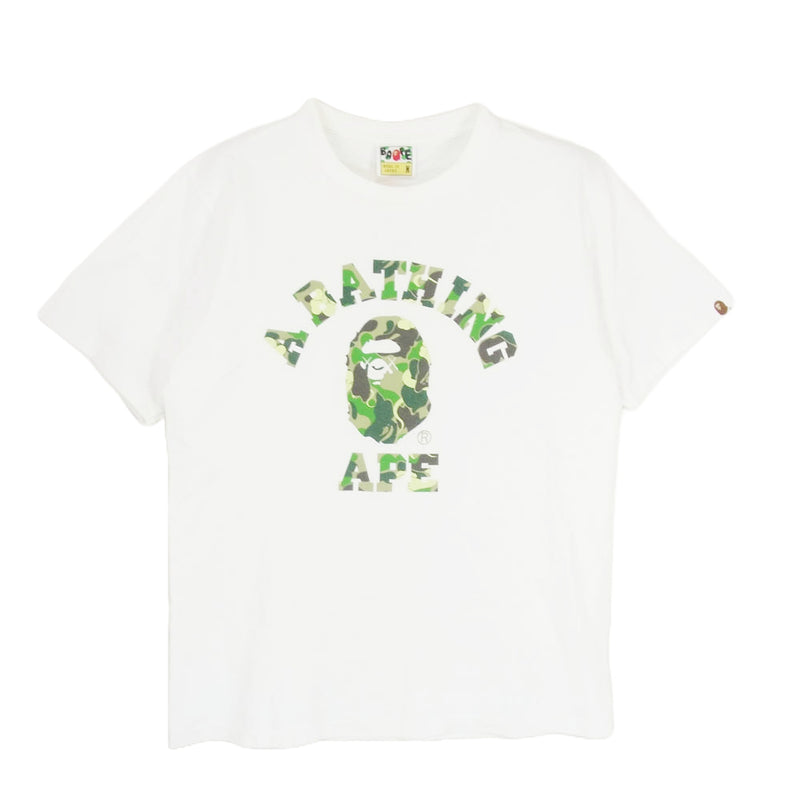 A BATHING APE アベイシングエイプ × KAWS カウズ ORIGINAL FAKE CAMO カモフラ 迷彩 半袖 Tシャツ ホワイト系  M【中古】