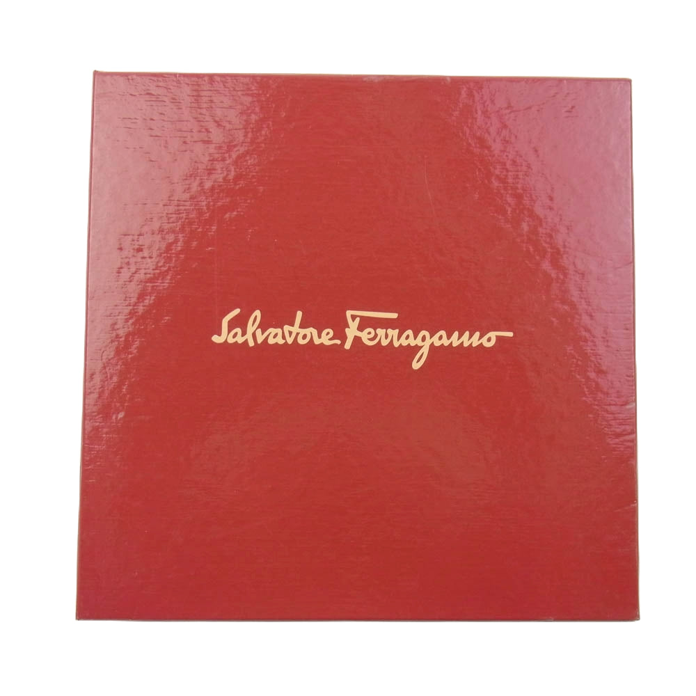Salvatore Ferragamo サルヴァトーレフェラガモ フラワー 総柄 花柄 シルク スカーフ マルチカラー系【中古】