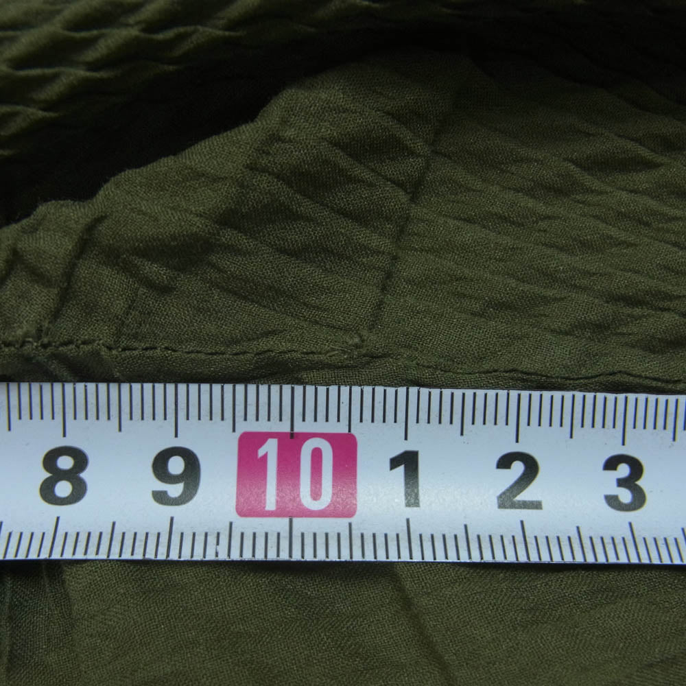 ISSEY MIYAKE イッセイミヤケ ボックスプリーツ カットソー 半袖 フィリピン製 カーキ系 3【中古】