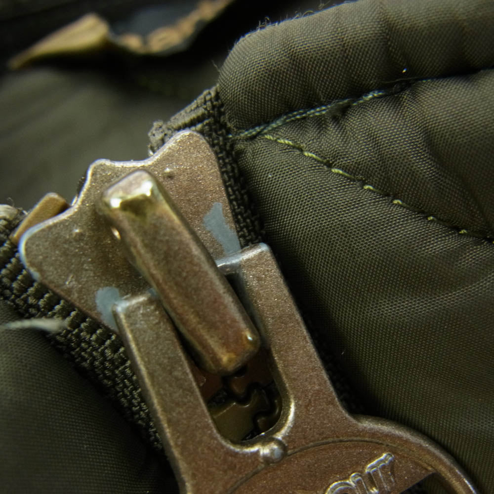 Barbour バブアー D1600 NEWFOUNDLAND QUILT GILET キルティング ジップアップ ベスト 中綿 カーキ系 M【中古】