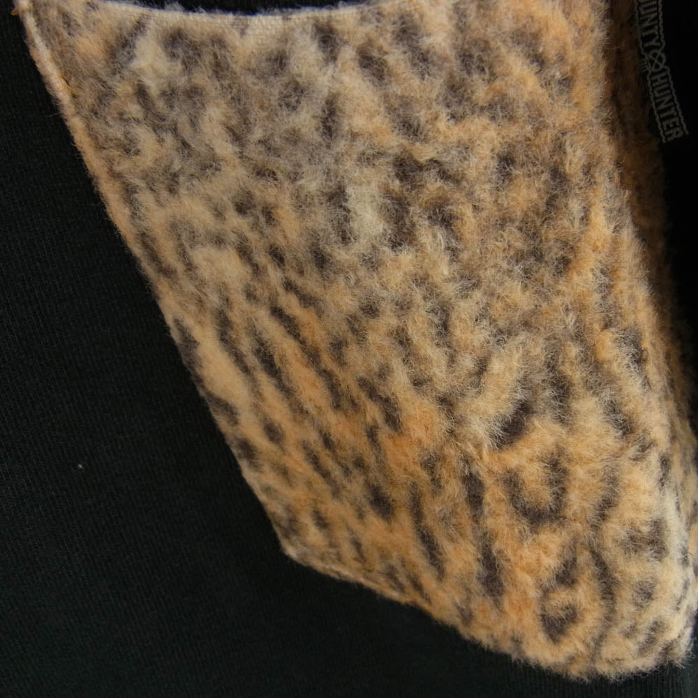 BOUNTY HUNTER バウンティーハンター レオパード ポケット ロゴ刺繍 半袖 Tシャツ ブラック系【中古】