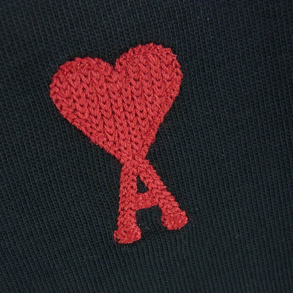 AMI PARIS アミパリス UTS005.726 ハートロゴ刺繍 Tシャツ 半袖カットソー ブラック系 S【中古】