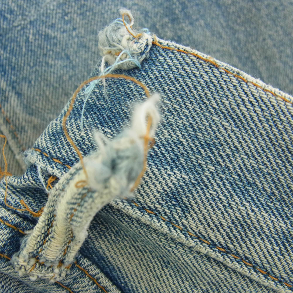 Levi's リーバイス ヴィンテージ 501 66前期 ボタン裏刻印6 不均等V 並行ステッチ デニムパンツ インディゴブルー系【中古】