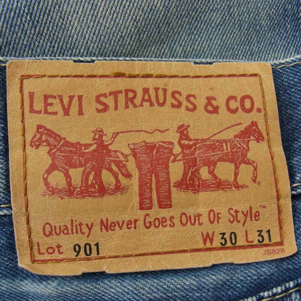 Levi's リーバイス 00's 日本製 901 ボタンフライ デニムパンツ ボタン裏刻印J09 インディゴブルー系 30【中古】