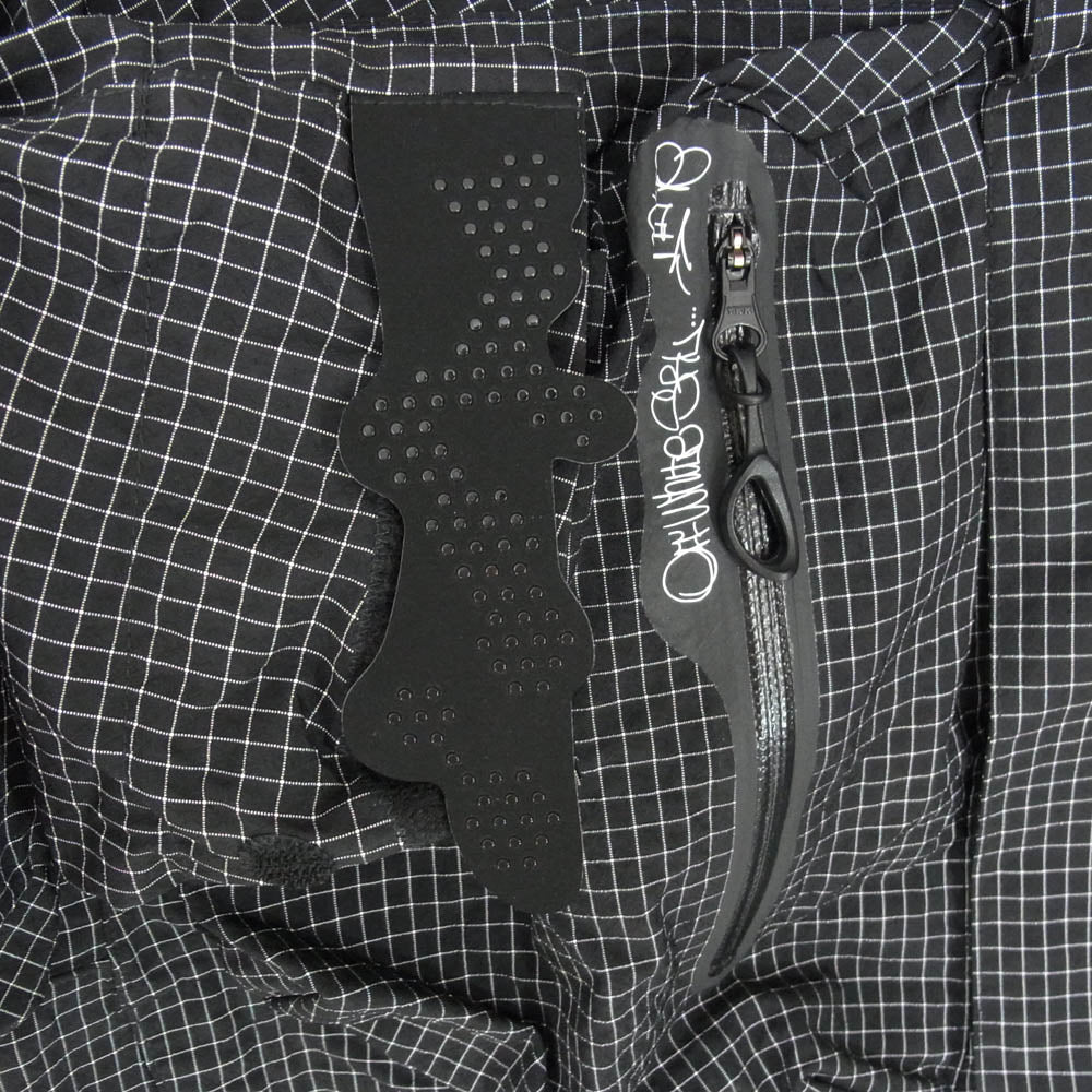 NIKE ナイキ DN1750-010 OFF-WHITE オフホワイト AS NRG JACKET チェック ロゴ刺繍 マウンテンパーカー フーディー ジャケット ブラック系 XS【中古】