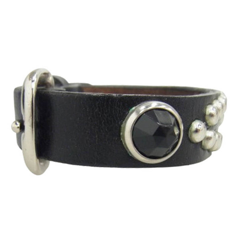 （美品）WOLF'S HEAD 黒レザーバングル スタッズ装飾　ウルブズヘッド WOLF'S HEAD ウルフズヘッド スタッズ レザー ブレスレット