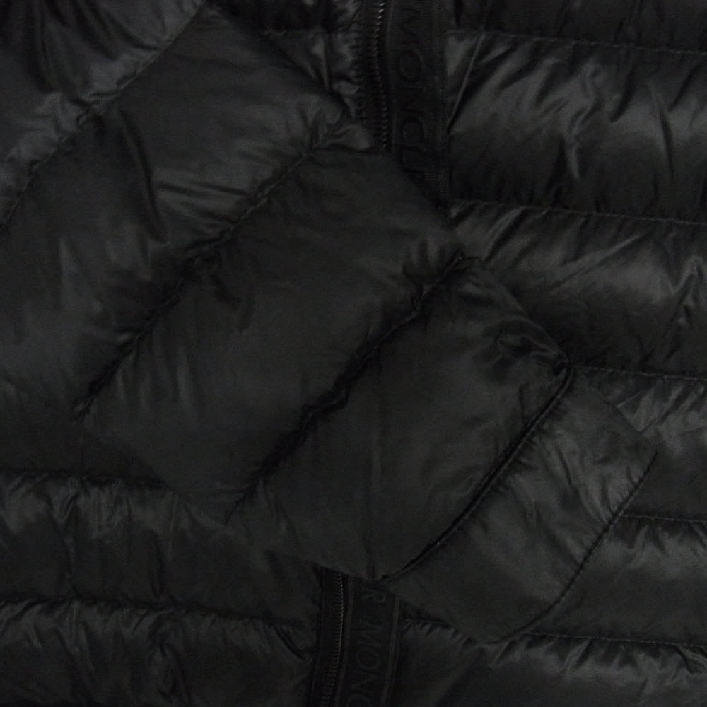 MONCLER モンクレール H10911A00108 53279 TOCQUET ムートン 切替 ダウン ジャケット ブラック系 2【中古】
