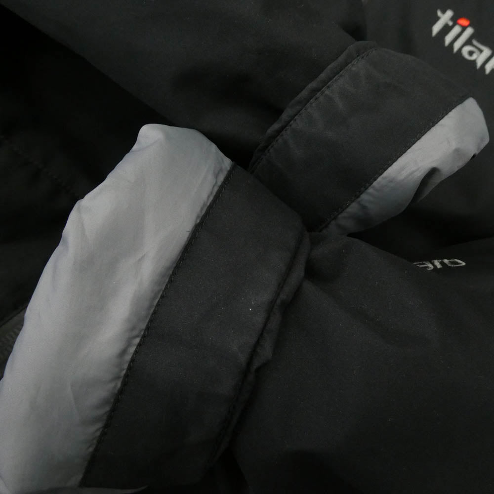 TILAK ティラック Svalbard Jacket ロゴ刺繍 フード スバルバード ジャケット ブラック ブラック系 S【中古】