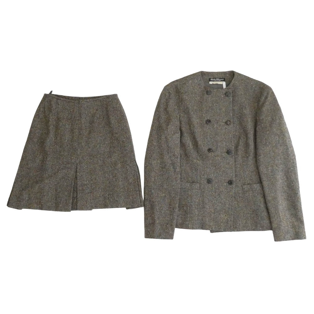 ☆Salvatore 美品 サルヴァトーレ フェラガモ ノーカラージャケット 