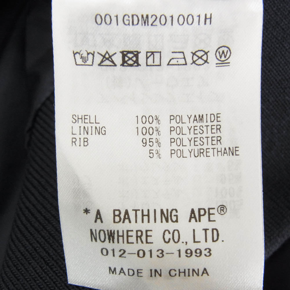 A BATHING APE アベイシングエイプ 001GDM201001H カレッジ ロゴ プリント ナイロン ブルゾン スタジャン ネイビー系 M【新古品】【未使用】【中古】