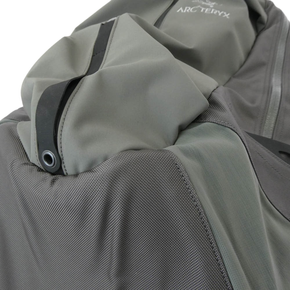 ARC'TERYX アークテリクス 28718 Arro 22 Backpack アロー バックパック リュック グレー系【新古品】【未使用】【中古】