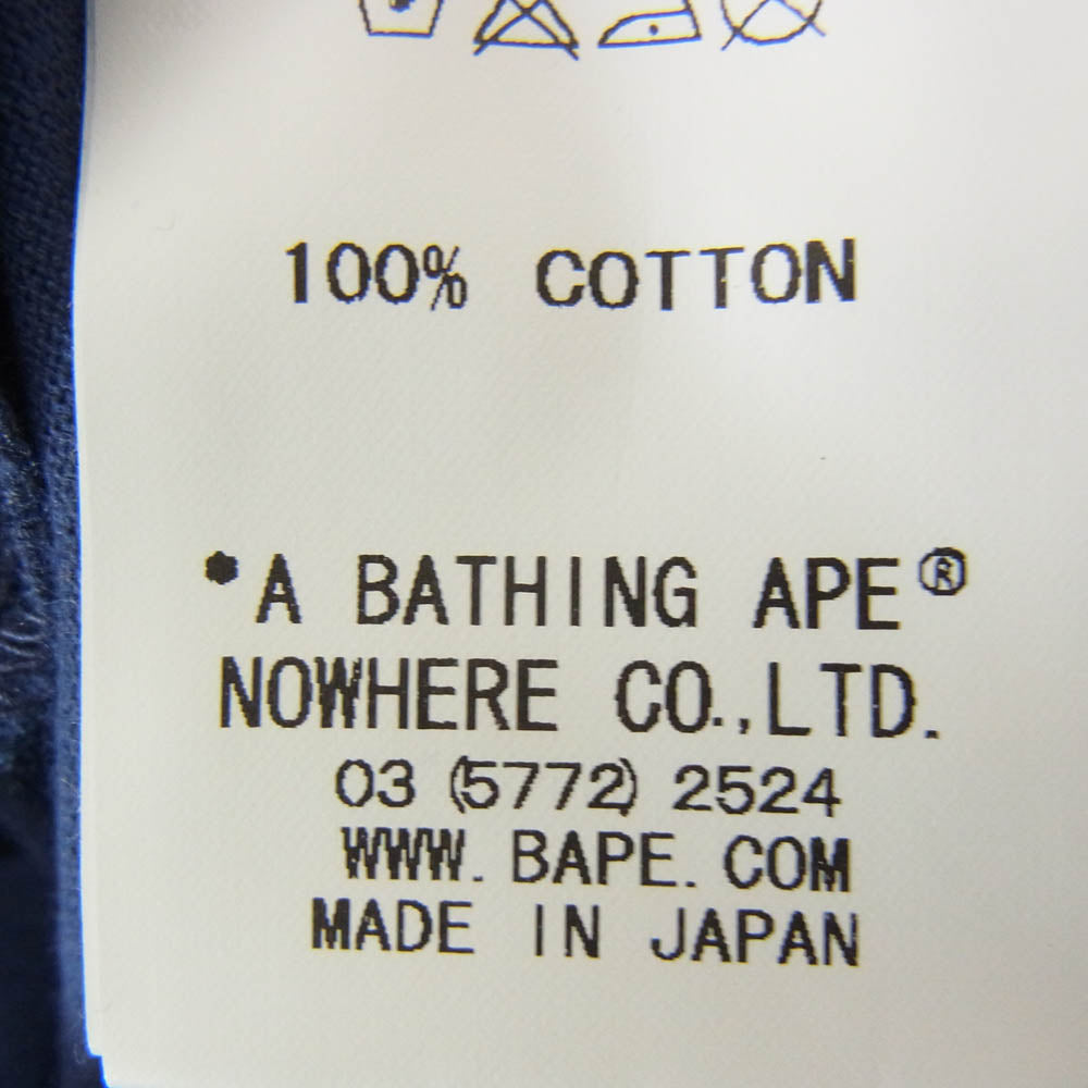 A BATHING APE アベイシングエイプ WORLD GONE MAD バックBAPEロゴプリント Vネック 半袖 カットソー Tシャツ ネイビー系 L【中古】