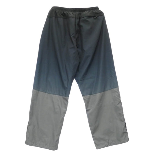 Supreme シュプリーム 25AW Umbro アンブロ Gradient Track Pant グラデーション ナイロン トラック パンツ ブラック系 XL【中古】