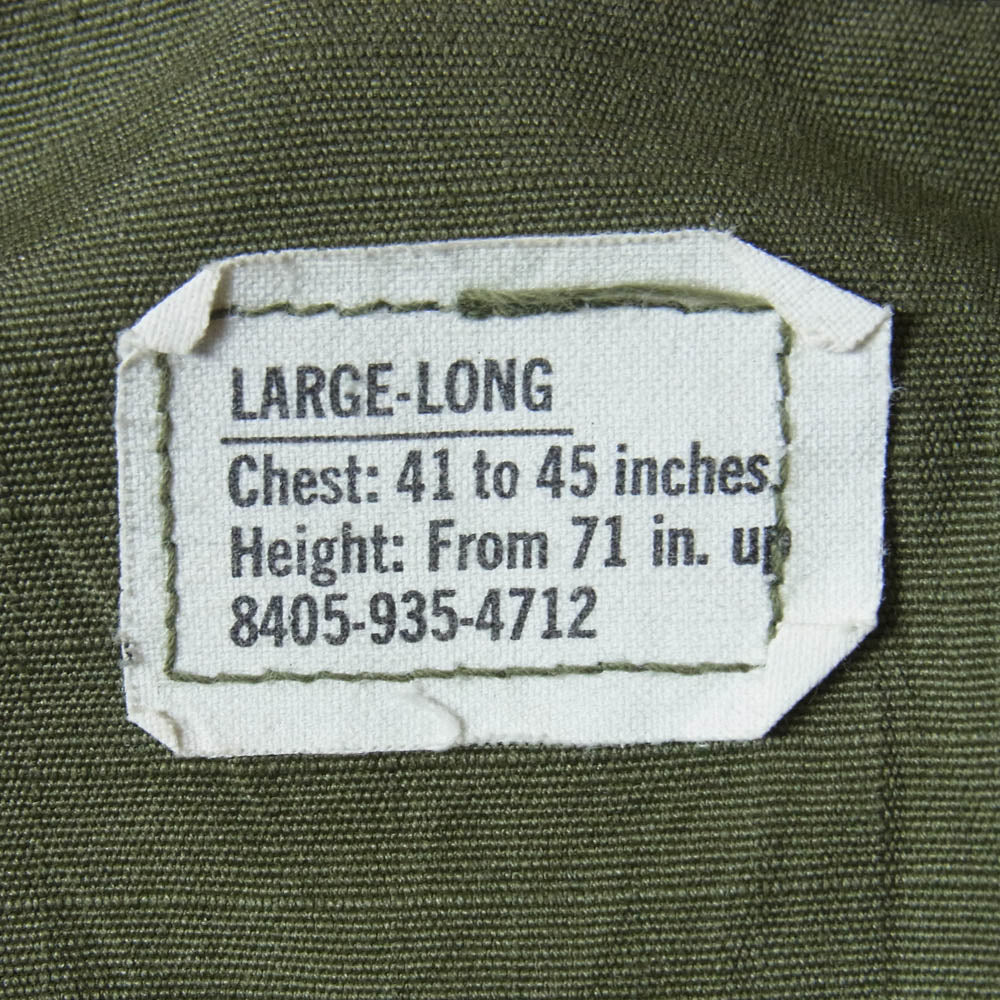 アメリカ軍 8405-935-4712 60s ヴィンテージ ワッペン付き Jungle Coat ジャングル ファティーグ コート ジャケット カーキ系 L【中古】