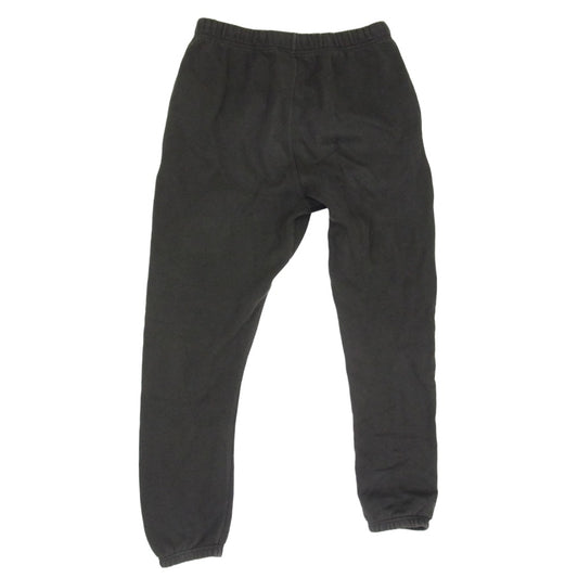 FEAR OF GOD フィアオブゴッド FOG ESSENTIALS エッセンシャルズ 1977 ラバーパッチ スウェット パンツ グレー系 M【中古】