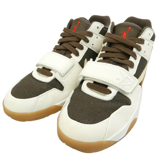 NIKE ナイキ FZ8117-100 【フェイクバスターズ鑑定済】× Travis Scott トラヴィススコット Nike Jordan Jumpman Jack TR Sail and Dark Mocha ジョーダン ジャンプマンジャック ローカットスニーカー ホワイト系 ブラウン系 27cm【中古】