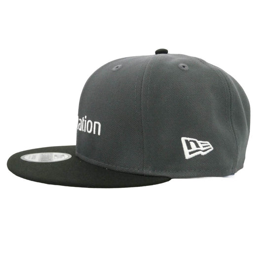 NEW ERA ニューエラ × PLAY STATION プレイステーション 9FIFTY ファミリーマーク ダークグラファイト/ブラック キャップ 帽子 グレー系【美品】【中古】