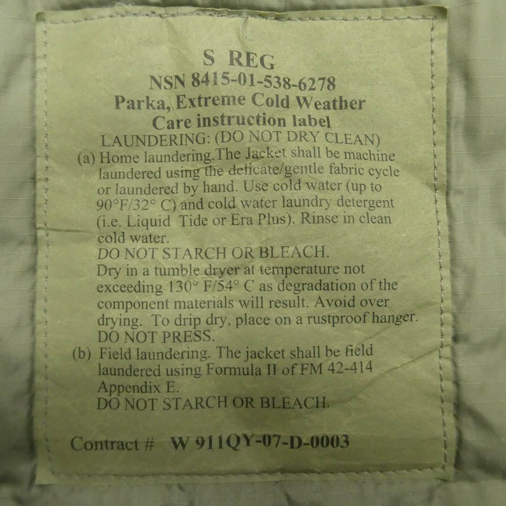 米軍 WILD THINGS社製 USA製 8415-01-538-6278 ECWCS GEN3 LEVEL7 JACKET Sレギュラー カーキ系 S【中古】
