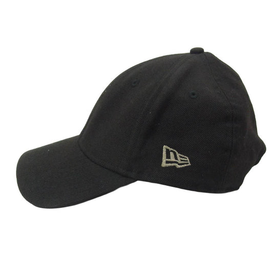 Yohji Yamamoto ヨウジヤマモト NEW ERA ニューエラ 20SS HN-H87-864 × NEW ERA 9FORTY SIGNATURE LOGO LIGHT SIDE CAP ニューエラ ナインフォーティー シグネチャー ロゴ ライト サイド キャップ ブラック系【中古】