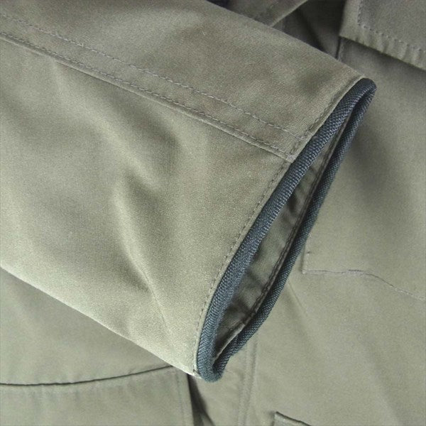 CANADA GOOSE カナダグース 国内正規品 4078JM KAMLOOPS カムループス ダウン ジャケット ダウン ジャケット カーキ(オリーブグリーン)系 S【中古】