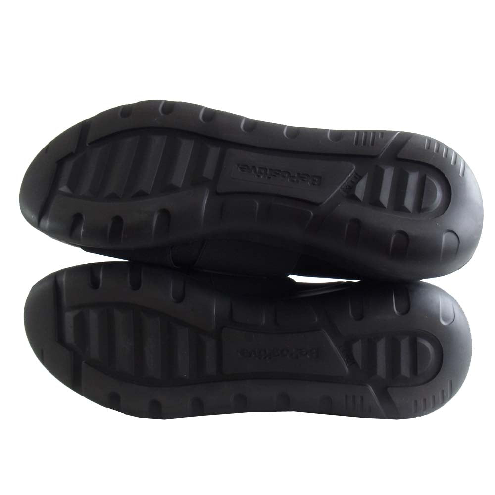 ウノピゥ ウノウグァーレトレ BePositive 型押し スニーカー スリッポン ブラック系 42【中古】