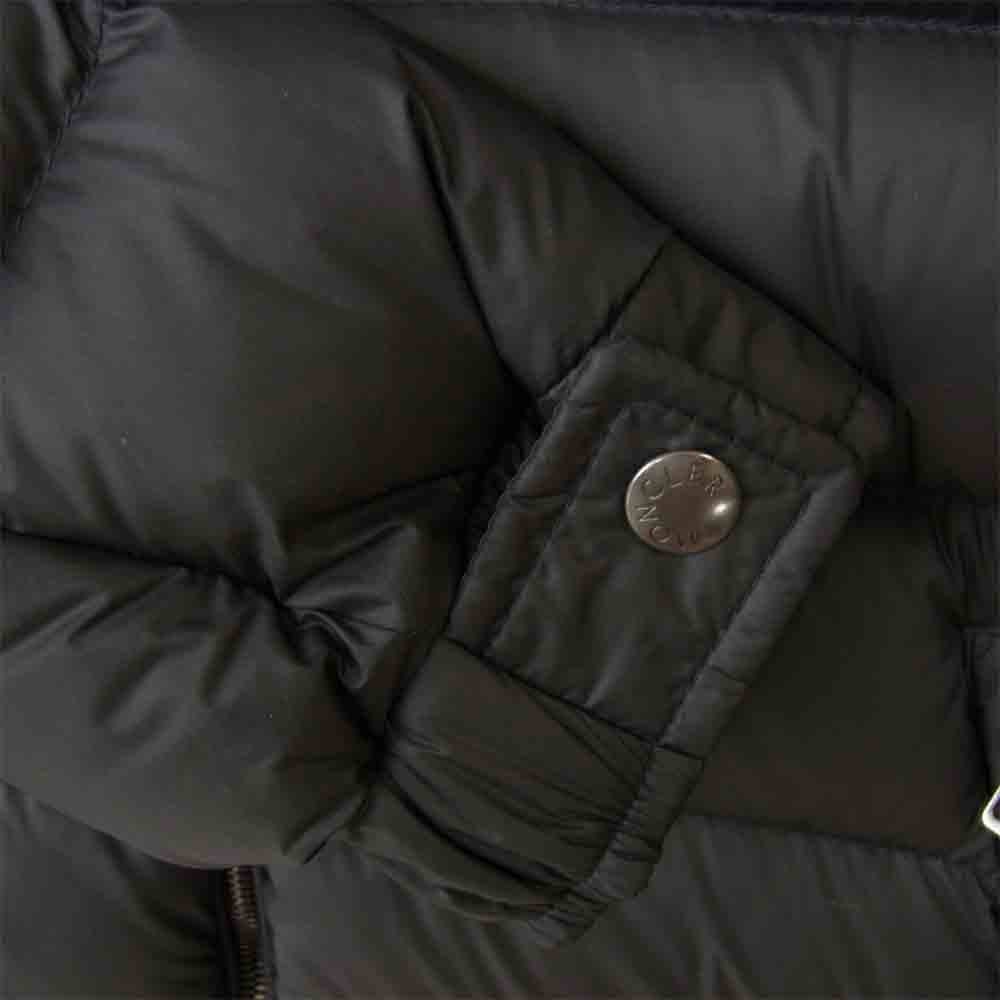MONCLER モンクレール 国内正規品 MONTGENEVRE モンジュネーブル ダウン ジャケット ブラック系 2【中古】