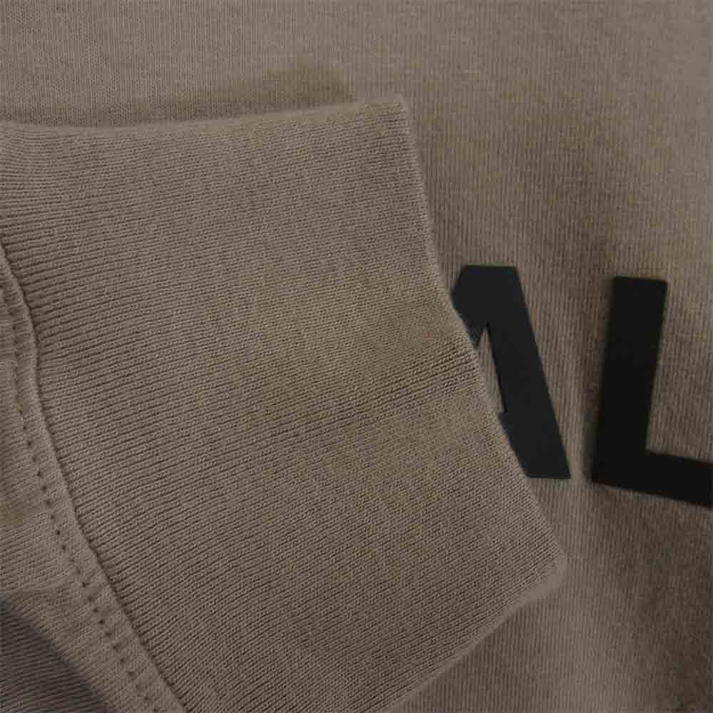 FEAR OF GOD フィアオブゴッド ESSENTIALS Boxy Long Sleeve T-Shirt Applique Logo エッセンシャル ボクシー ロングスリーブ アップリケ ロゴ Tシャツ カーキ系 L【美品】【中古】
