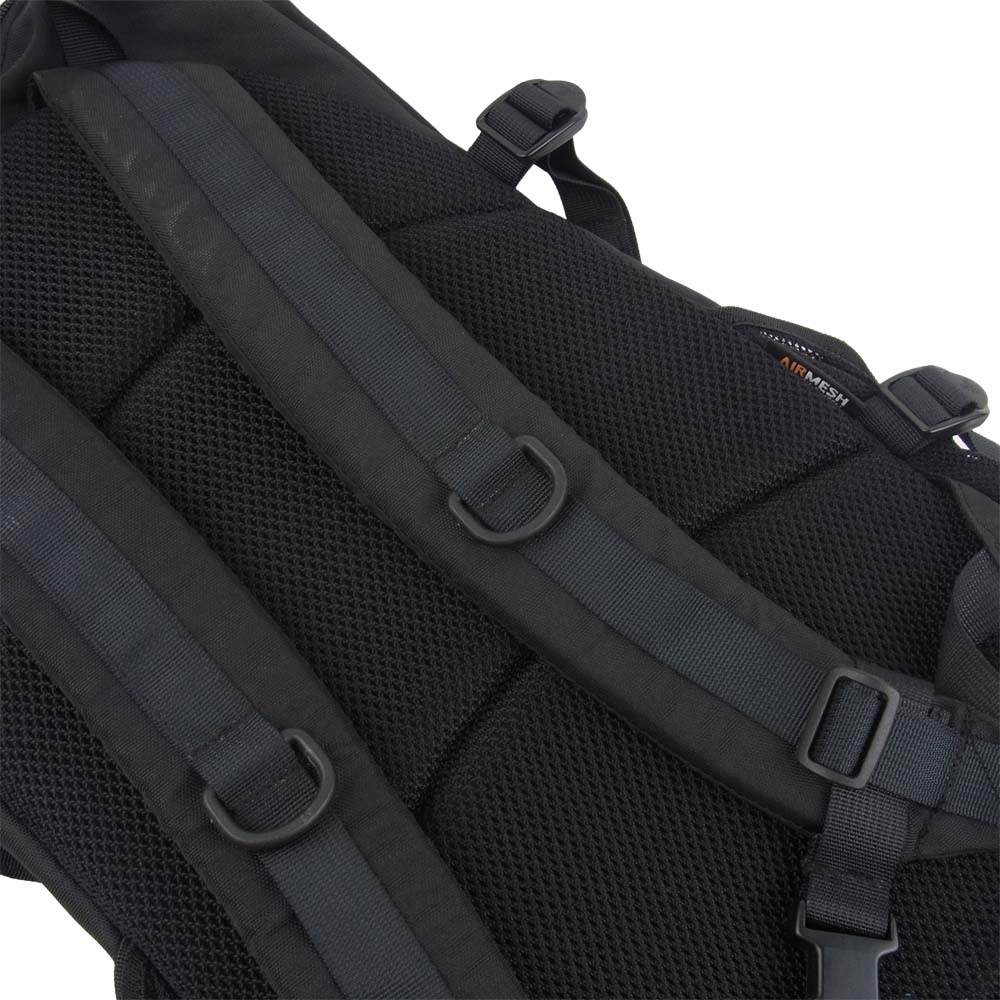ロウアルパイン 90s contour runner 30 コントゥアー ランナー デイパック リュック バックパック ブラック系 ライトブルー系【中古】