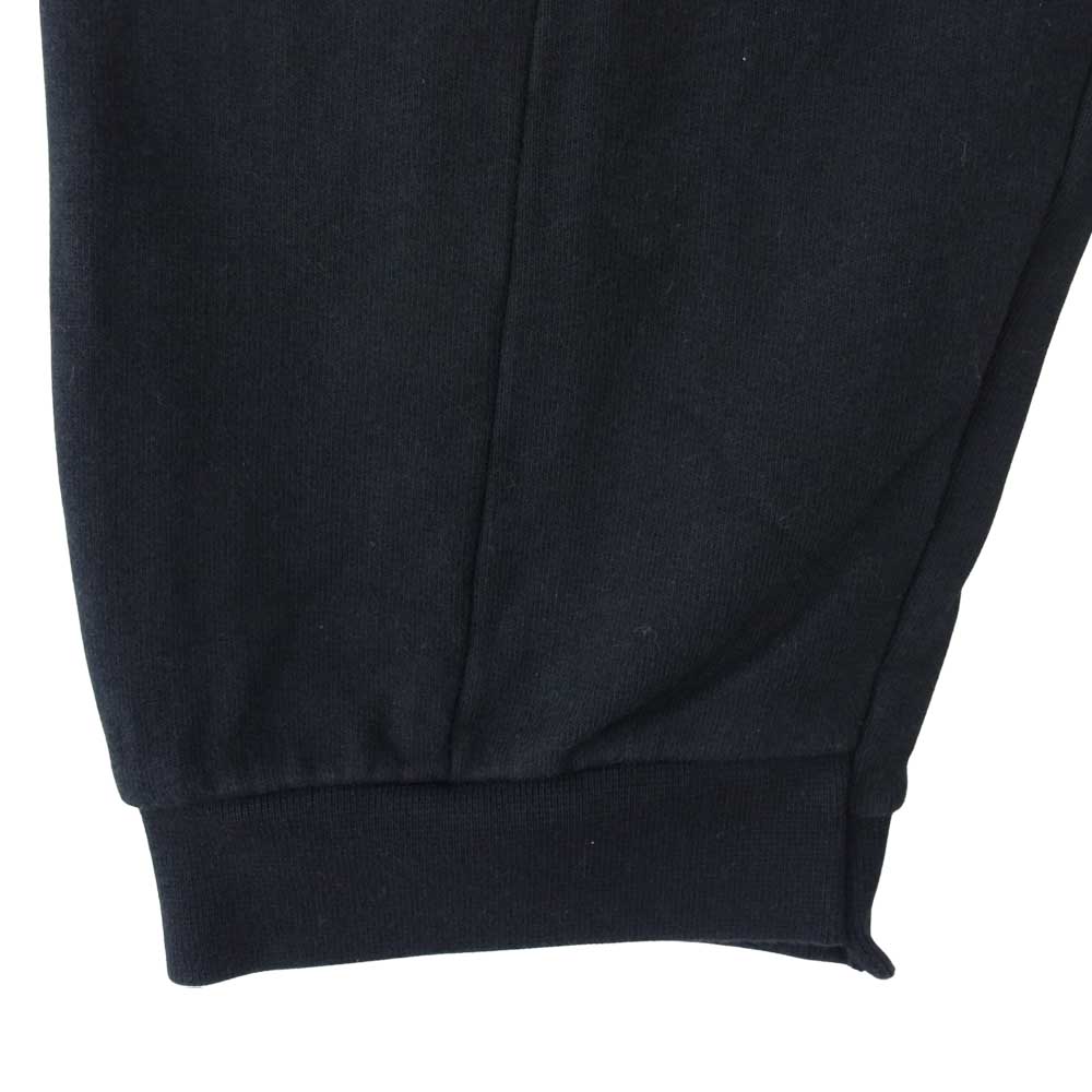 VETEMENTS ヴェトモン 17AW MAH18PA28 カットアウト 再構築 ロゴ刺繍 スウェット パンツ ブラック系 L【美品】【中古】