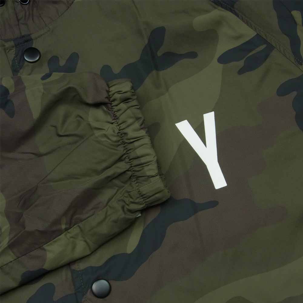 OBEY オベイ カモフラ ロゴ パーカー ナイロン 中国製 カーキ系 L【中古】