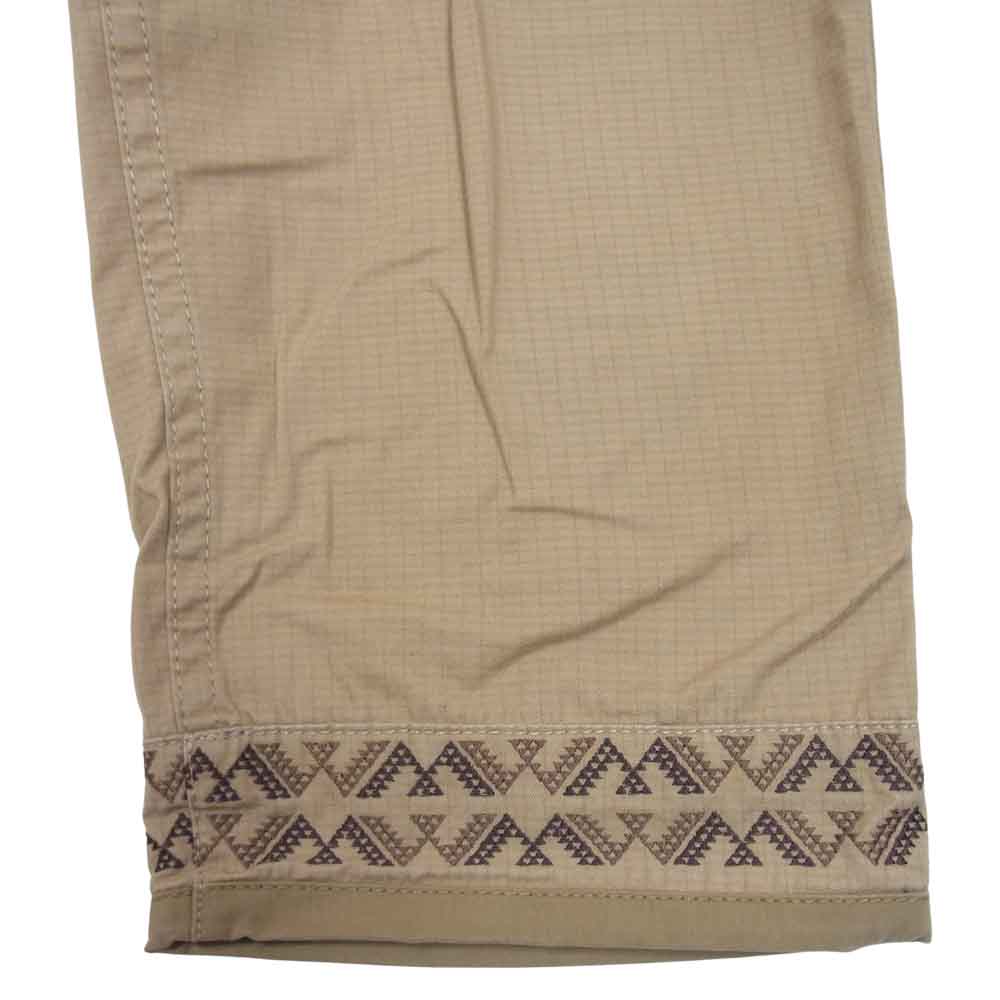 WHITE MOUNTAINEERING ホワイトマウンテニアリング WM1171418 Cotton nylon Rip Geometric Embroidery 4/5 Pant 9分丈 パンツ ベージュ系 M【中古】
