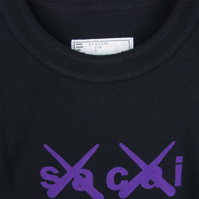 sacai x KAWS / Flock Print T-Shirt サイズ5