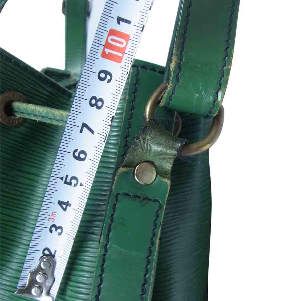 LOUIS VUITTON ルイ・ヴィトン M44004 エピ ノエ ショルダーバッグ グリーン系【中古】