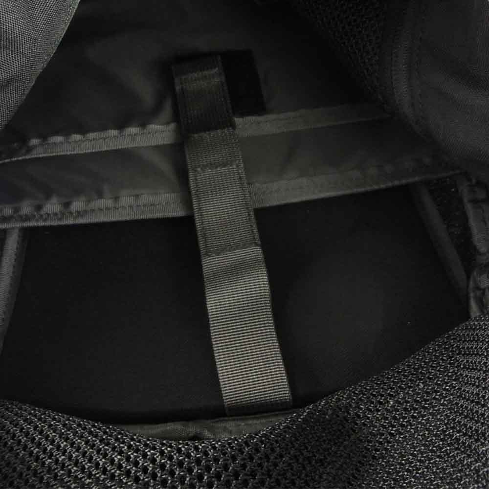MYSTERY RANCH ミステリーランチ URBAN ASSAULT 18 アーバン アサルト 18 デイパック バックパック リュック ブラック系【中古】