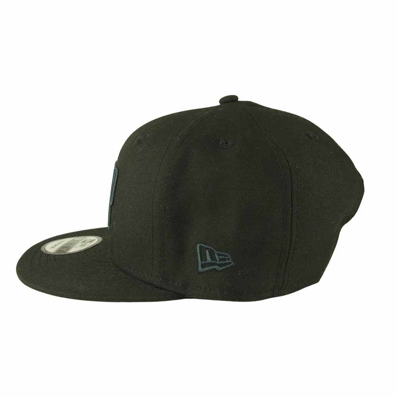 NEW ERA ニューエラ GAP 50周年記念 キャップ ブラック系【中古