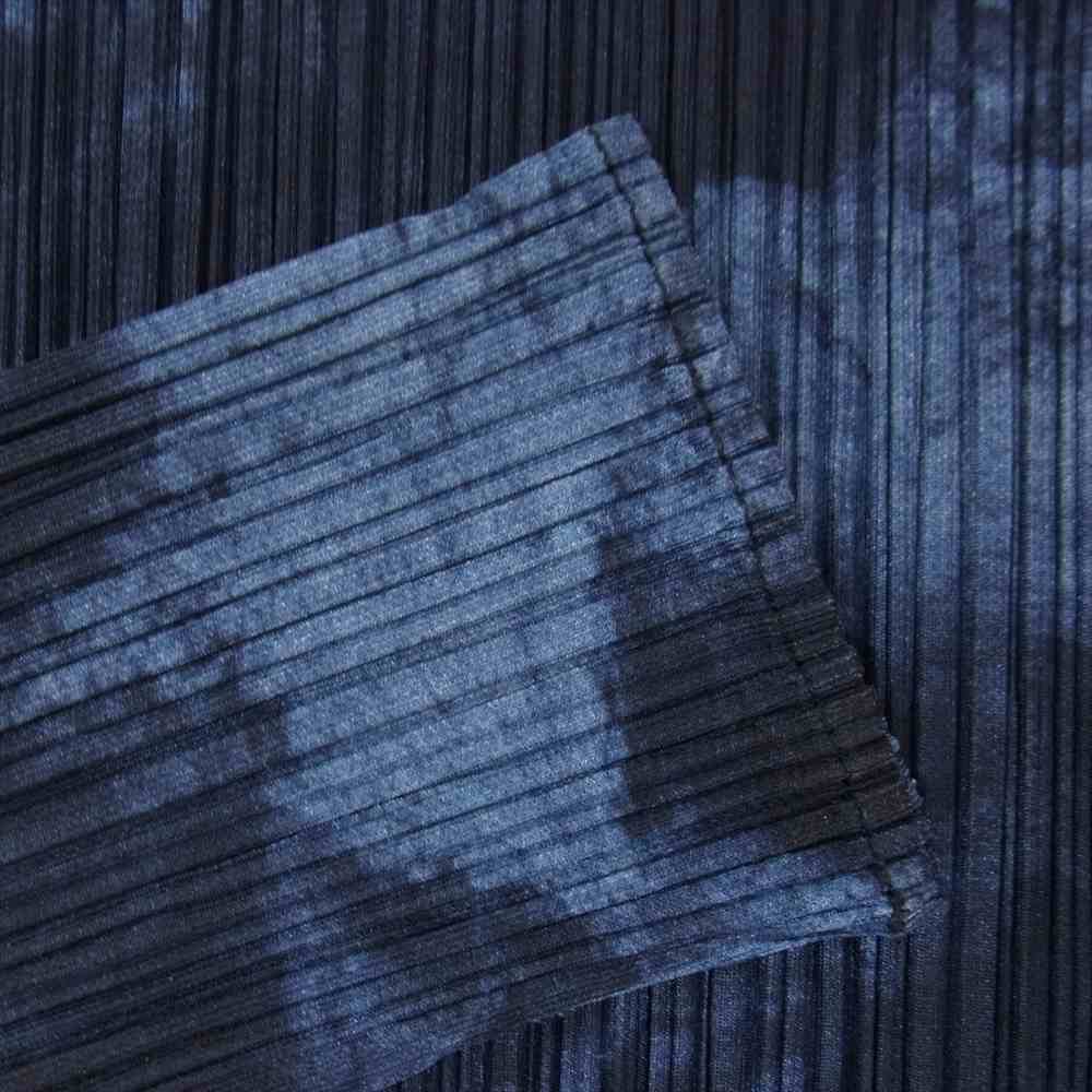 PLEATS PLEASE プリーツプリーズ イッセイミヤケ PP94-JK591 プリーツ加工 タイダイ ボトルネック カットソー 長袖 ネイビー系 3【美品】【中古】