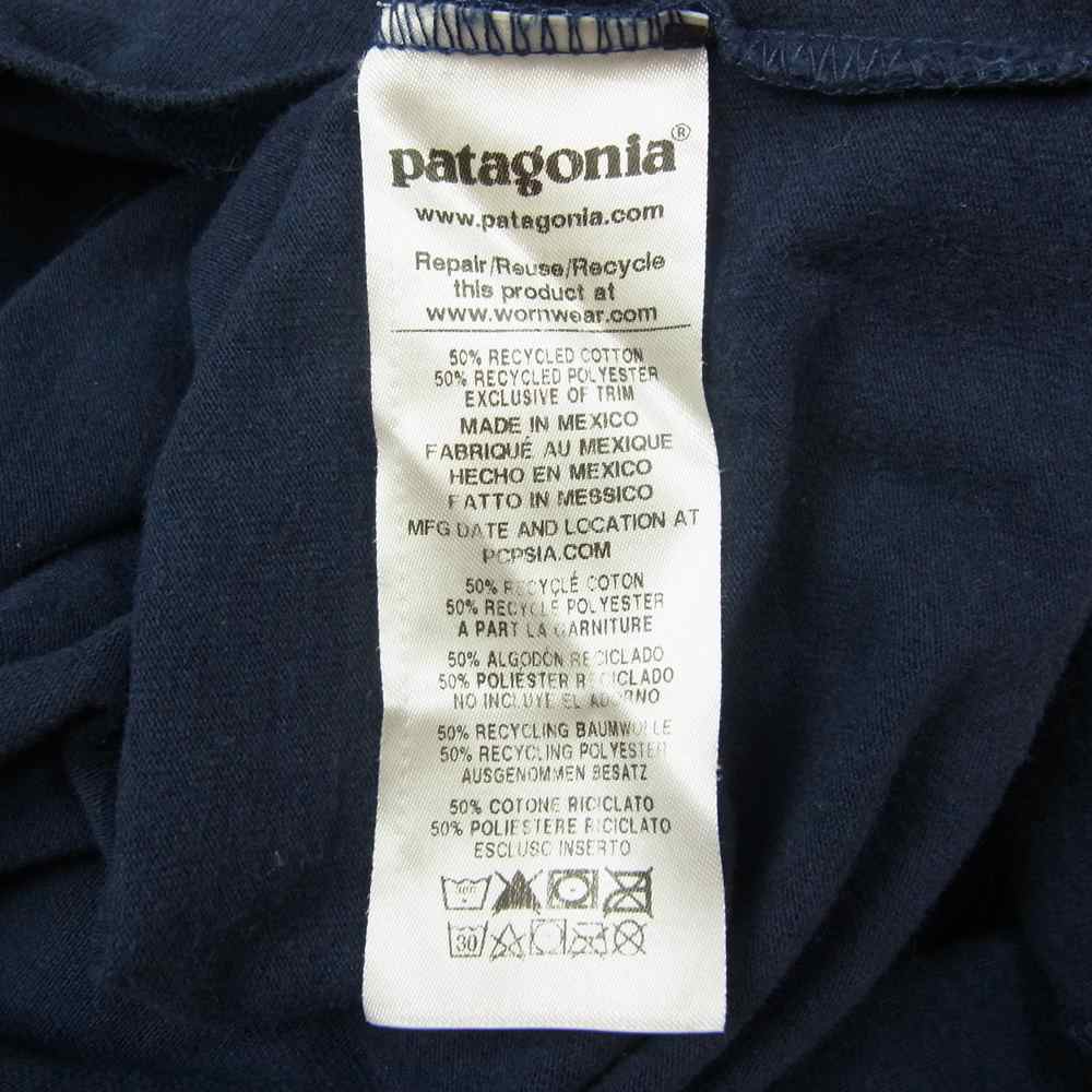 patagonia パタゴニア 38512 P-6 Logo Pocket Responsibili P-6ロゴ ポケット レスポンシビリティー Tシャツ ネイビー ネイビー系 M【中古】