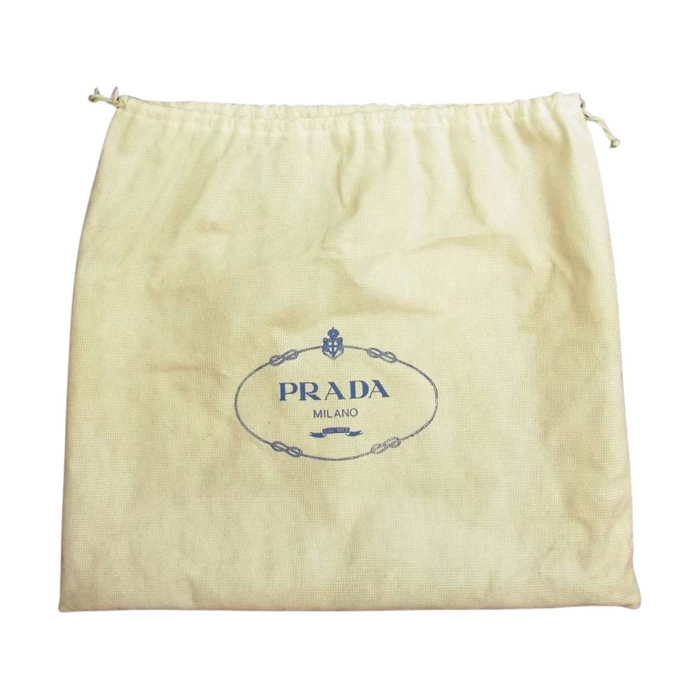 PRADA プラダ ナイロン キルティング チェーン ショルダーバッグ ゴールド金具 ブラック系【中古】