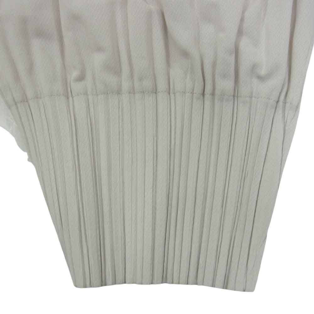 PLEATS PLEASE プリーツプリーズ イッセイミヤケ PP93-JF524 FLUFFY BASICS プリーツ消し加工 フラッフィー プリーツ パンツ ベージュ系【美品】【中古】