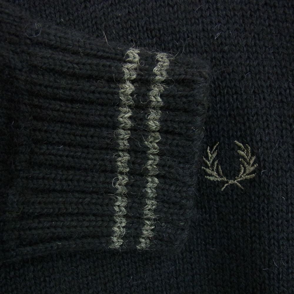 FRED PERRY フレッドペリー 英国製 ラグラン ニット セーター ブラック系 M【中古】