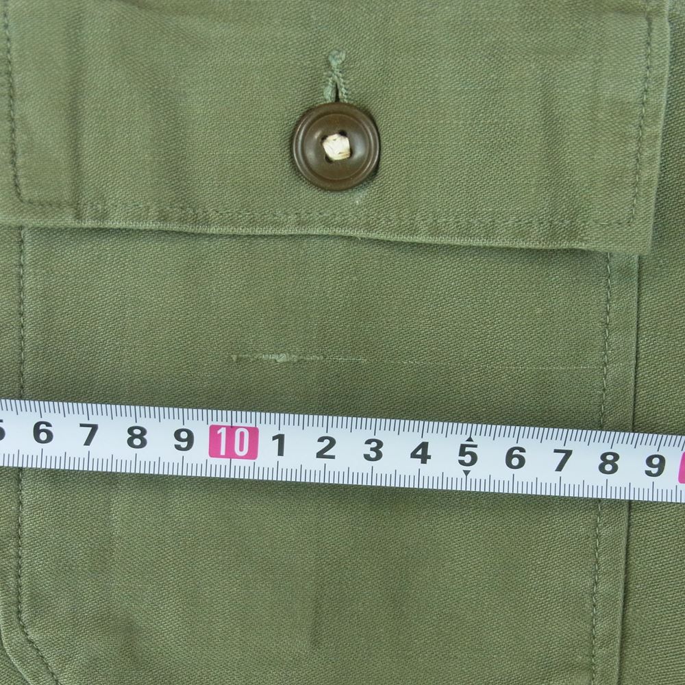 米軍 ヴィンテージ ミリタリー ジャケット ワッペン付 カーキ系 サイズ表記なし【中古】