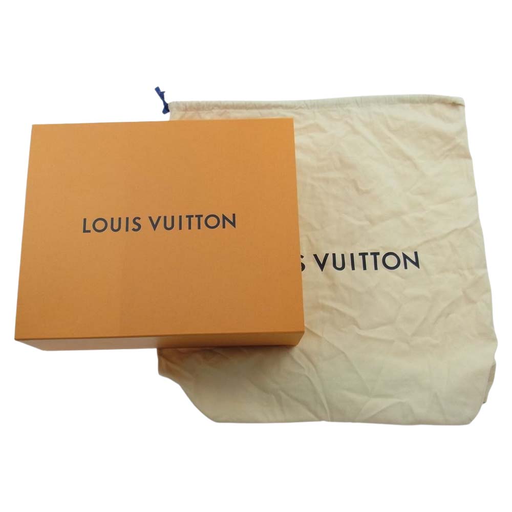 LOUIS VUITTON ルイ・ヴィトン M59007 モノグラム Vピロー オンザゴーGM リサイクルナイロン キャンバス ハンド バッグ ベージュ系【中古】
