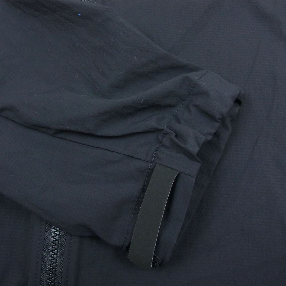ARC'TERYX アークテリクス 国内正規 サンウェストタグ Squamish Hoody スコーミッシュ フーディ ライトシェル パーカ ジャケット ブラック系 XS【中古】
