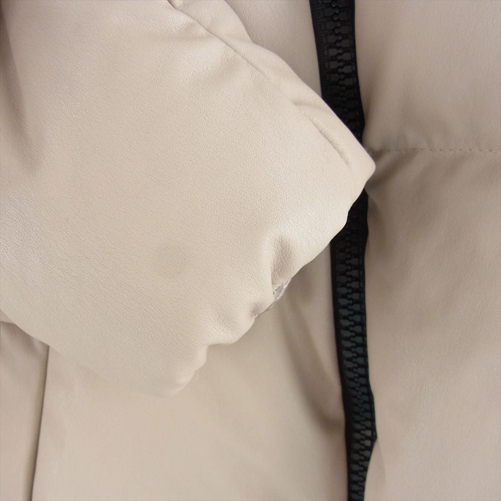 Herno ヘルノ 22AW pi001532d-12457-1985 E-SKIN ボンバー シャンティイ ウェットコーティング加工 ダウン ジャケット ベージュ系 44【中古】