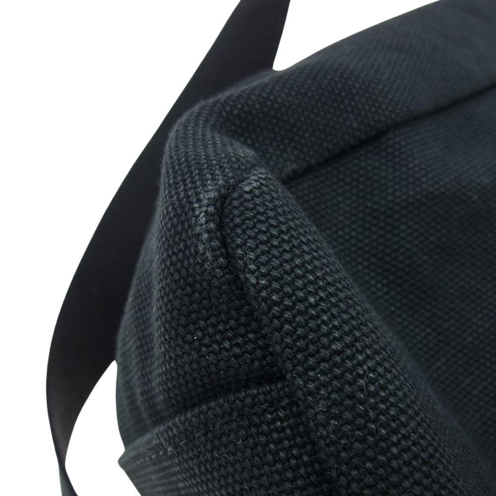 Vivienne Westwood ヴィヴィアンウエストウッド 果物籠を持つ少年 カラヴァッジョ メッセンジャー ショルダーバッグ ブラック系【中古】